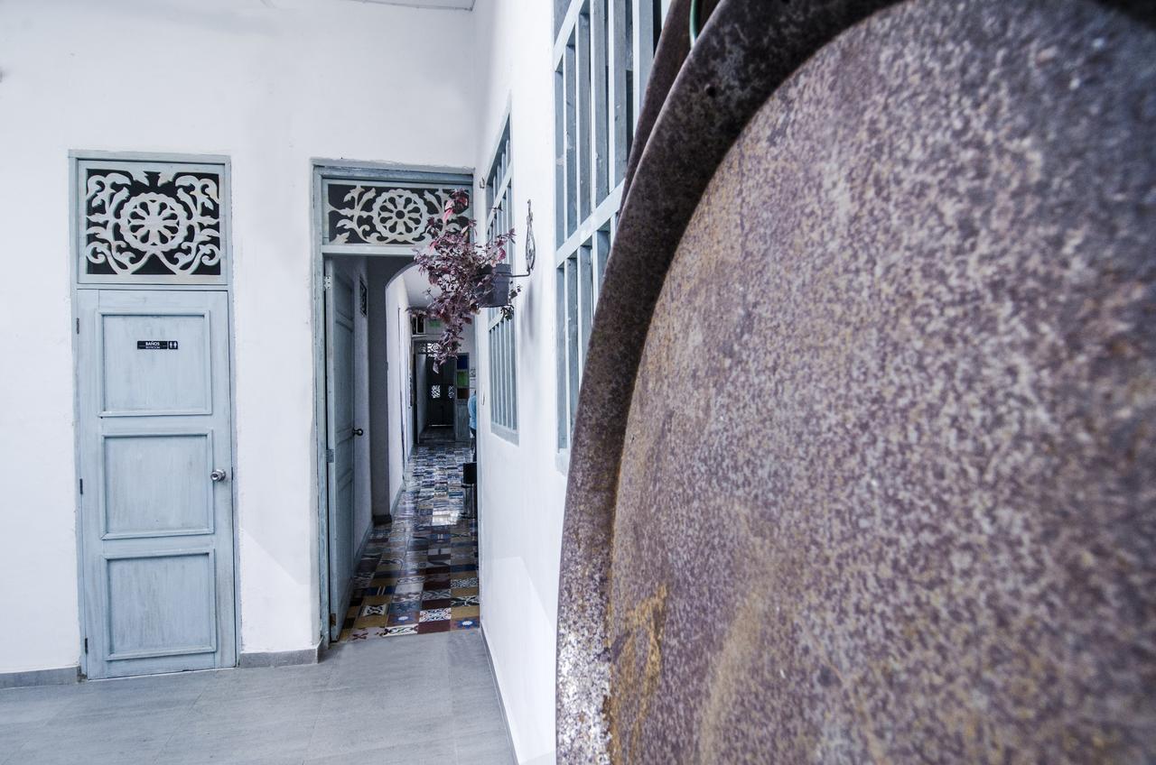 Moonshine Boutique Hostal Cali Exterior foto