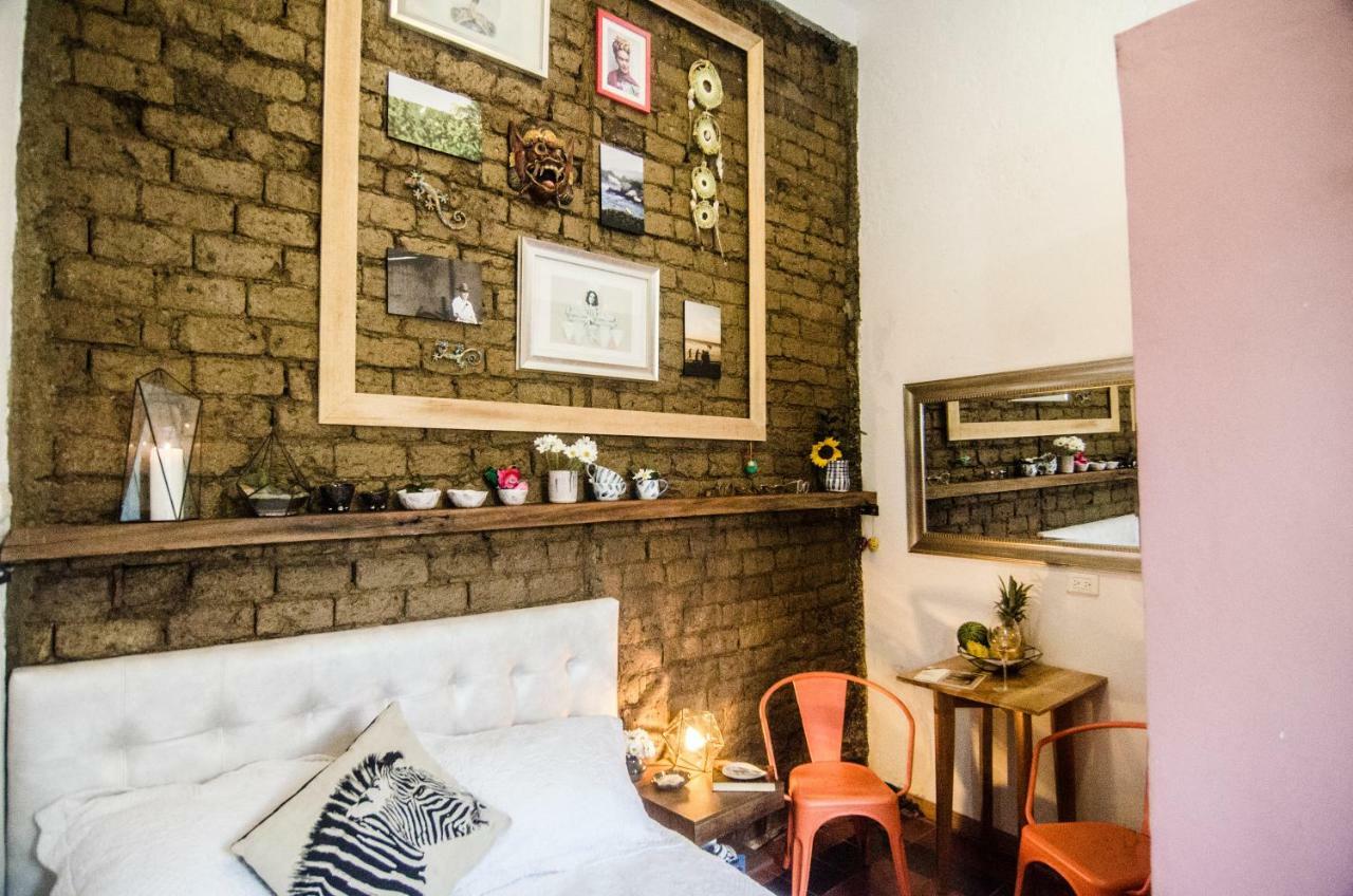 Moonshine Boutique Hostal Cali Exterior foto